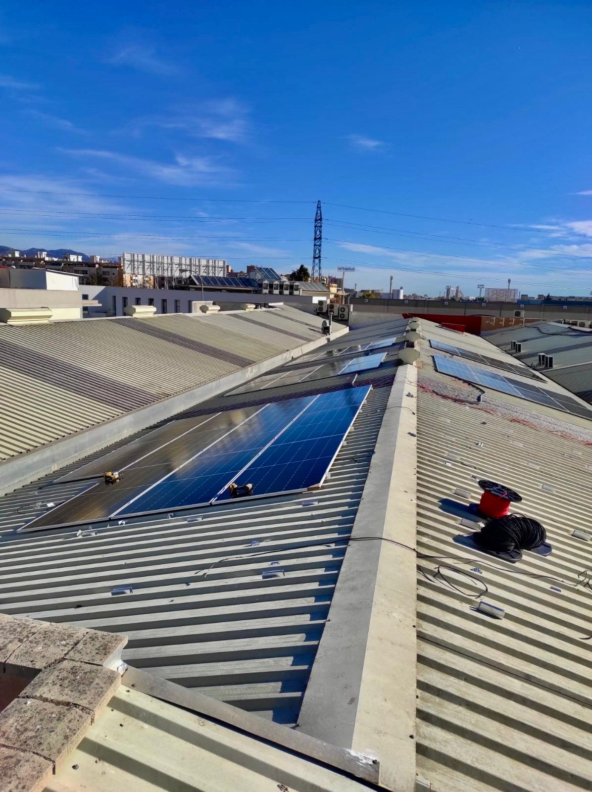 Fabrica plásticos en Málaga 34,80kW