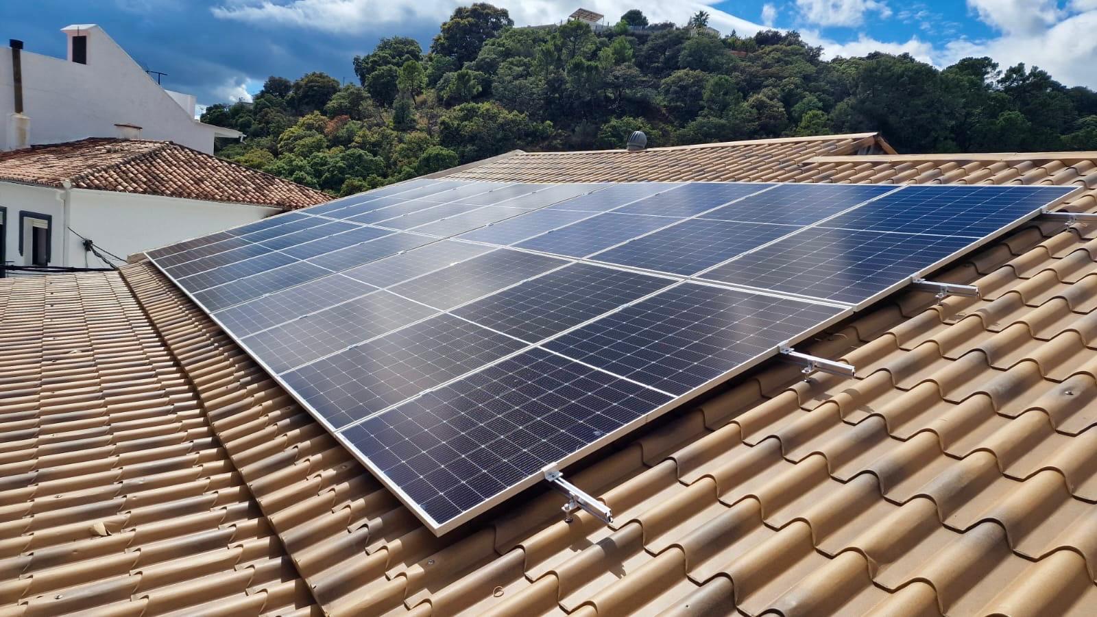 Almacén en Igualeja 9,90kW